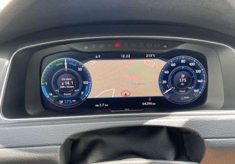 Volkswagen e-Golf 32 kWh/ 100 kW Virtual