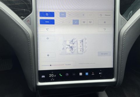 Tesla Model S 75D AWD, Vzduch