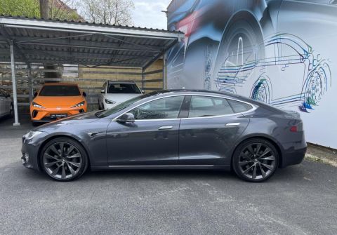 Tesla Model S 75D AWD, Vzduch