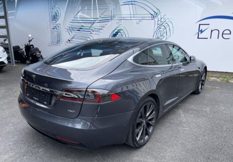 Tesla Model S 75D AWD, Vzduch