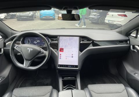 Tesla Model S 75D AWD, Vzduch