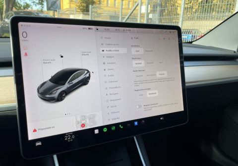 Tesla Model 3 Long Range