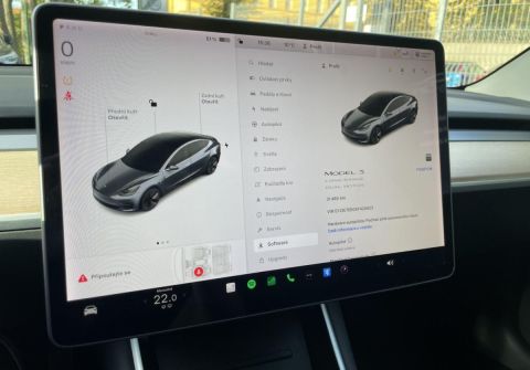 Tesla Model 3 Long Range