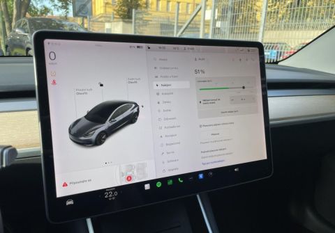 Tesla Model 3 Long Range