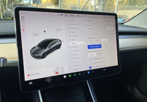 Tesla Model 3 Long Range