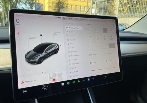 Tesla Model 3 Long Range