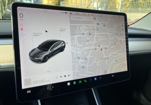 Tesla Model 3 Long Range