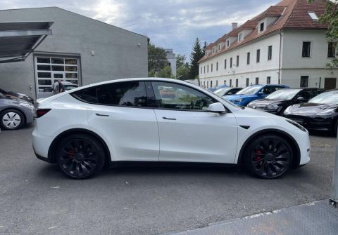 Tesla Model Y Performance