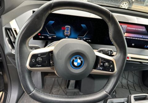 BMW iX xDrive50