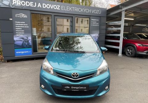 Toyota Yaris REZERVOVÁNO, AUTOMAT / Kamera