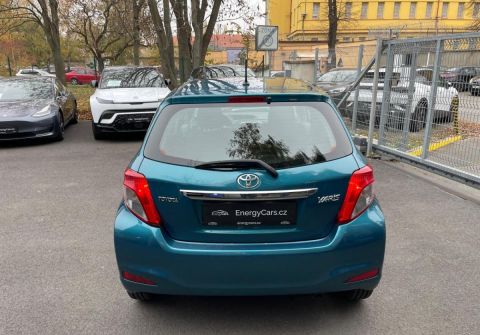 Toyota Yaris REZERVOVÁNO, AUTOMAT / Kamera